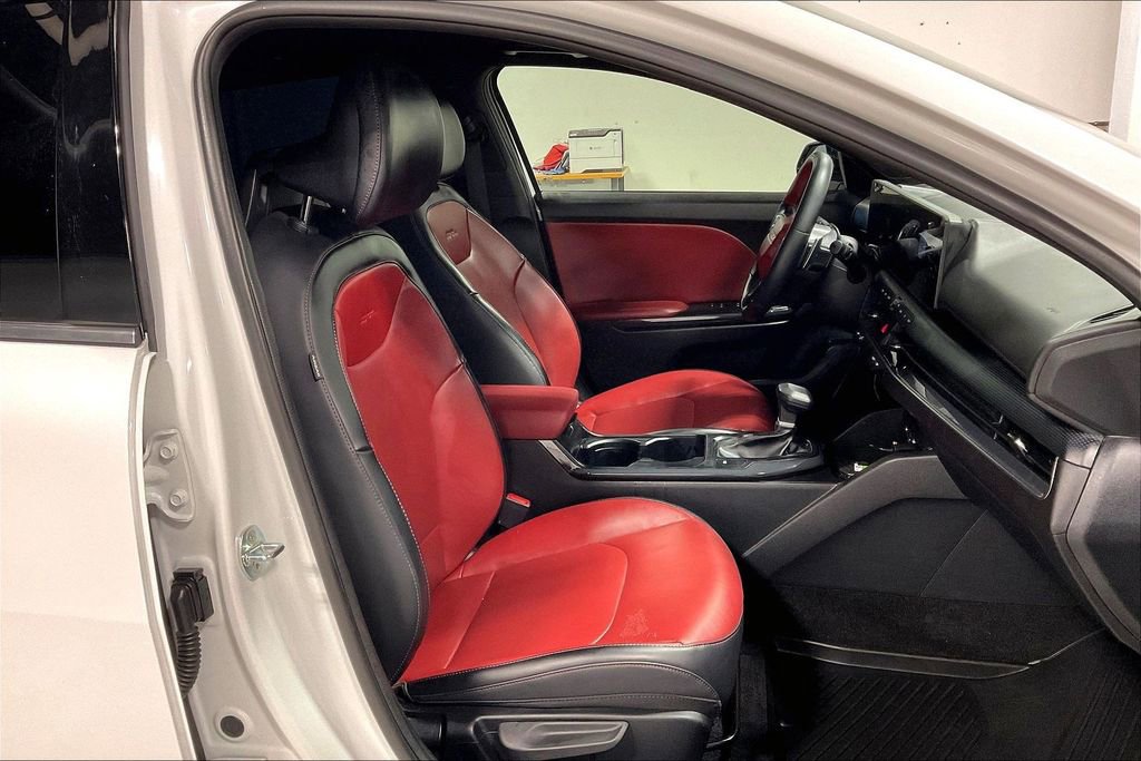 Used 2025 Kia K4 GT-Line w/ GT-Line Premium Package image 10