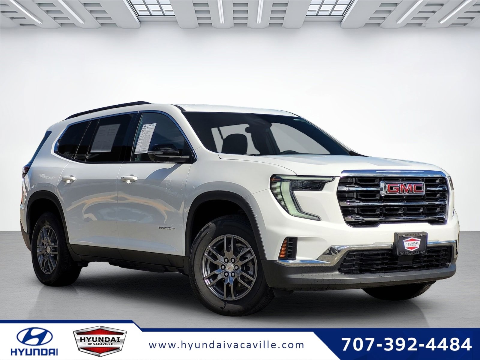 Used 2025 GMC Acadia Elevation