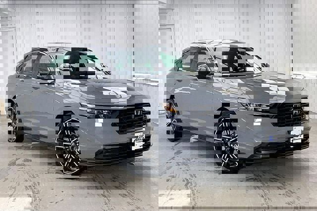 Certified 2025 Honda Accord Sport image 35