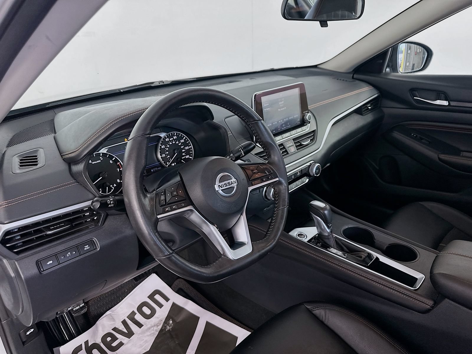 Used 2022 Nissan Altima 2.5 SR FWD image 9