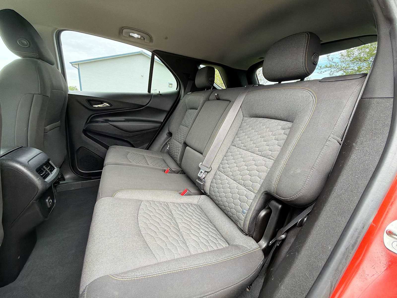 Used 2020 Chevrolet Equinox LT FWD image 16