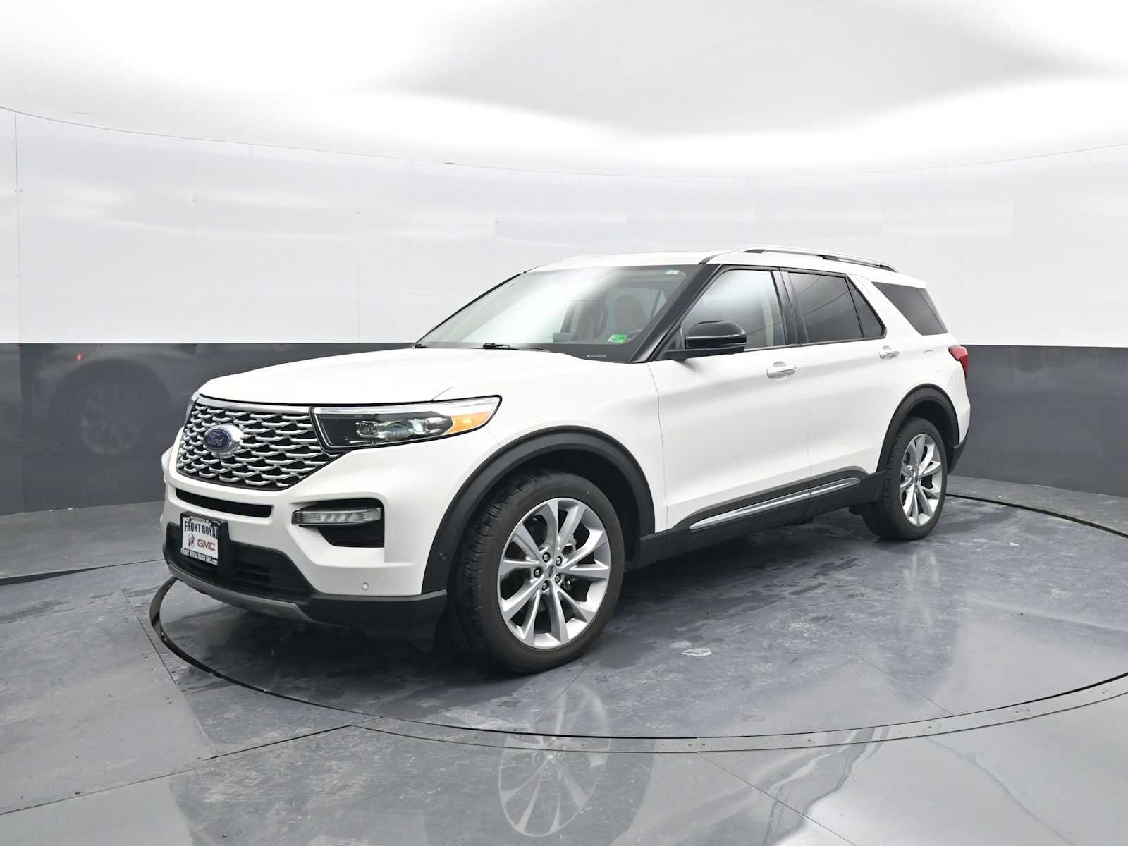 Used 2021 Ford Explorer Platinum w/ Equipment Group 601A image 4