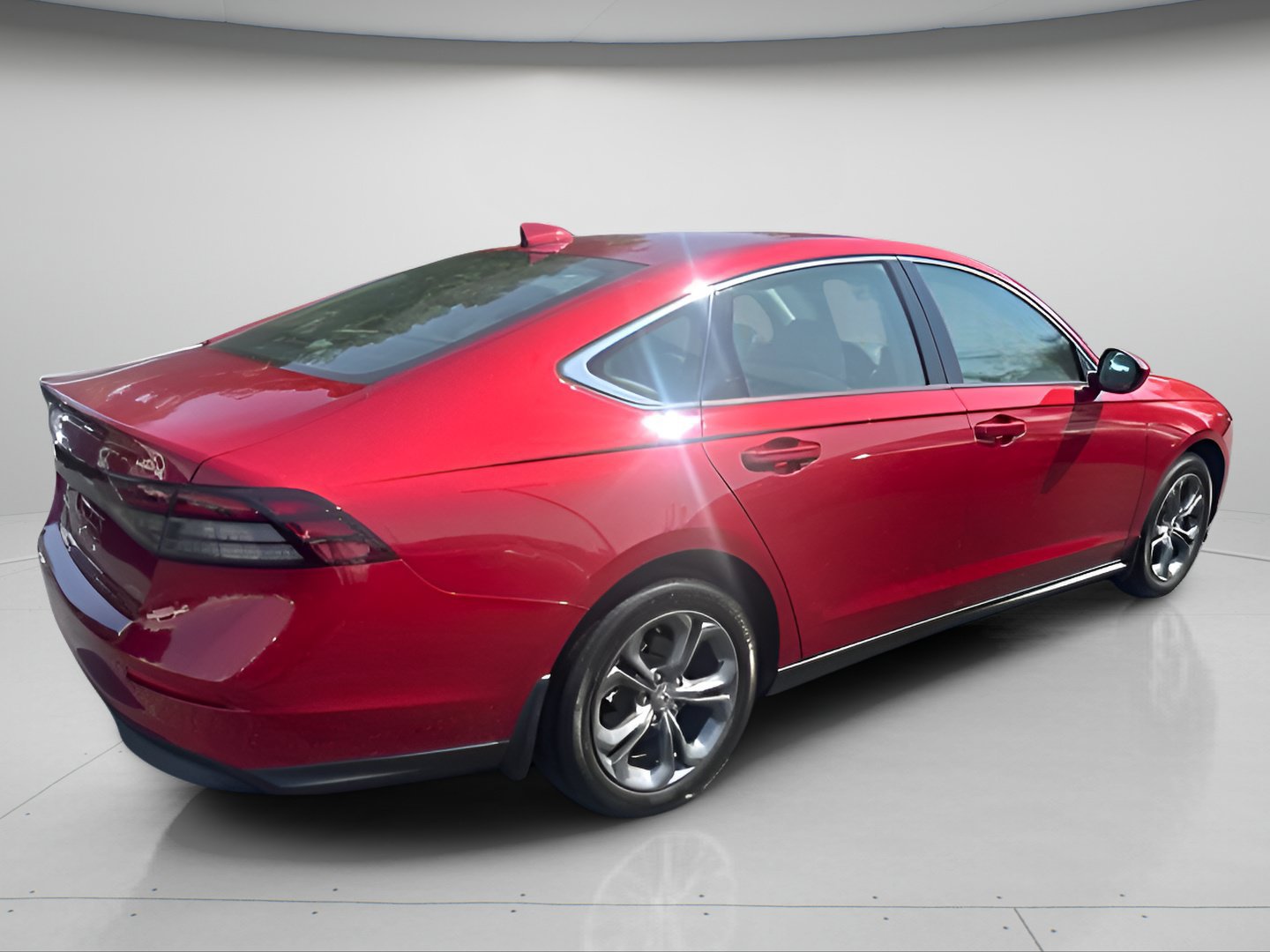 Used 2024 Honda Accord EX image 6