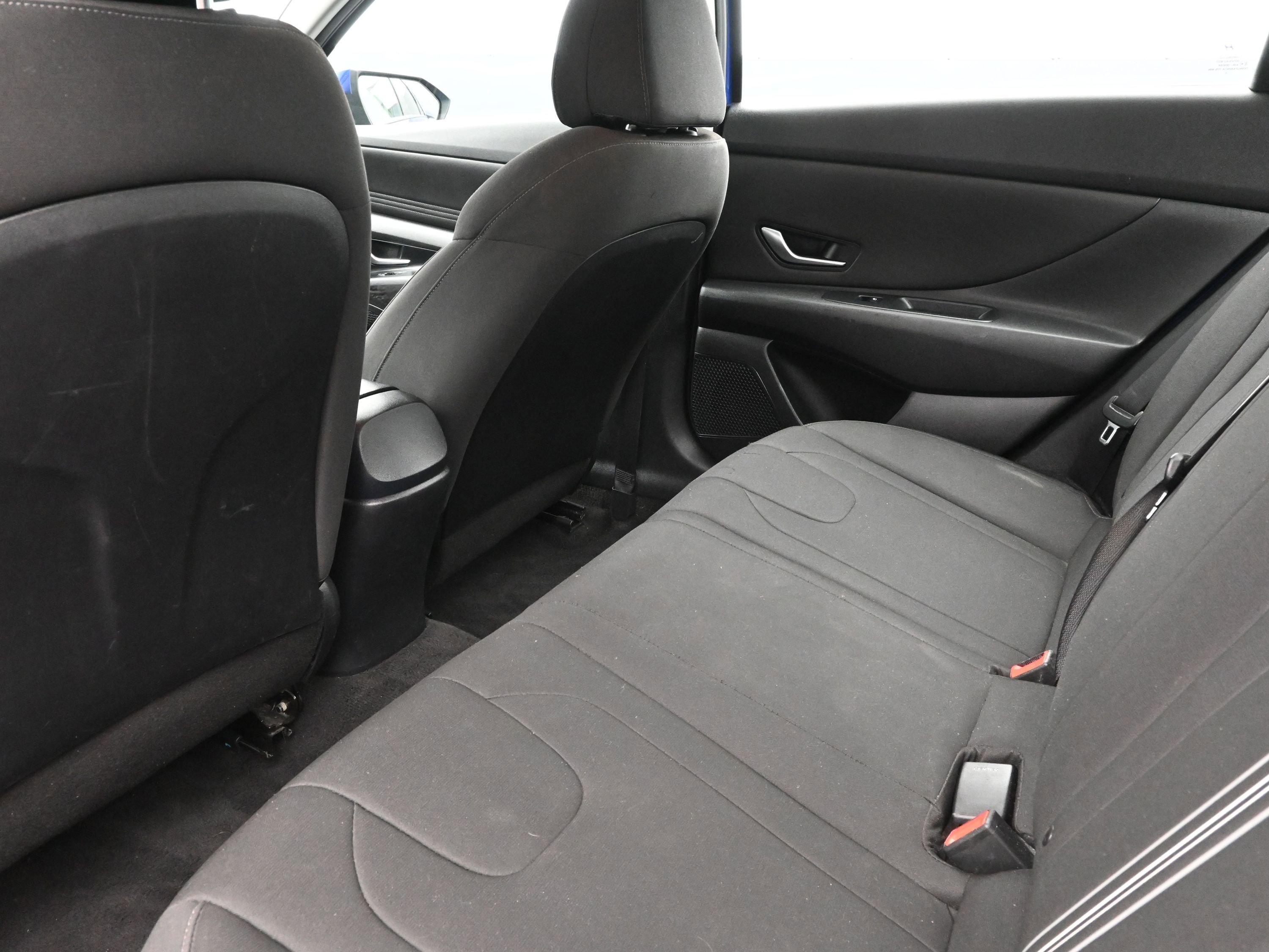 Certified 2022 Hyundai Elantra SEL w/ Convenience Package image 20