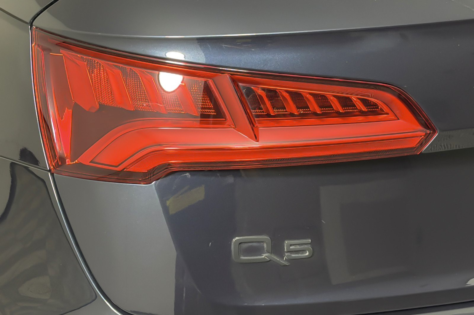 Used 2019 Audi Q5 2.0T Premium Plus w/ Premium Plus Package AWD/4WD image 27