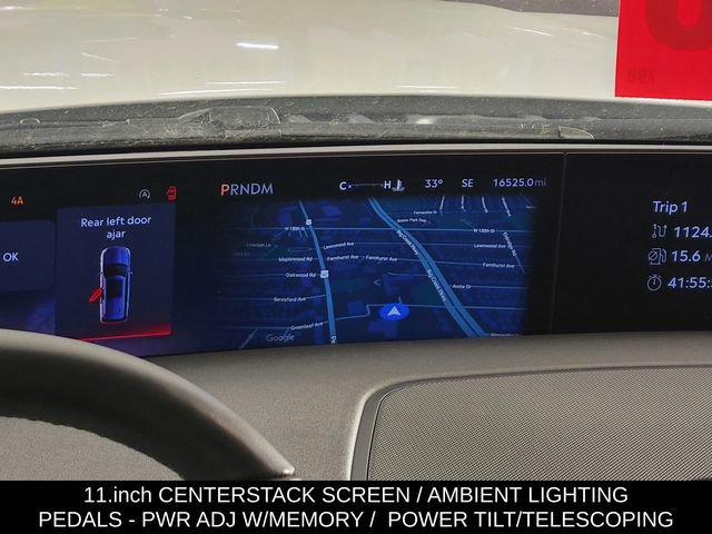 Used 2025 Lincoln Navigator Reserve image 31