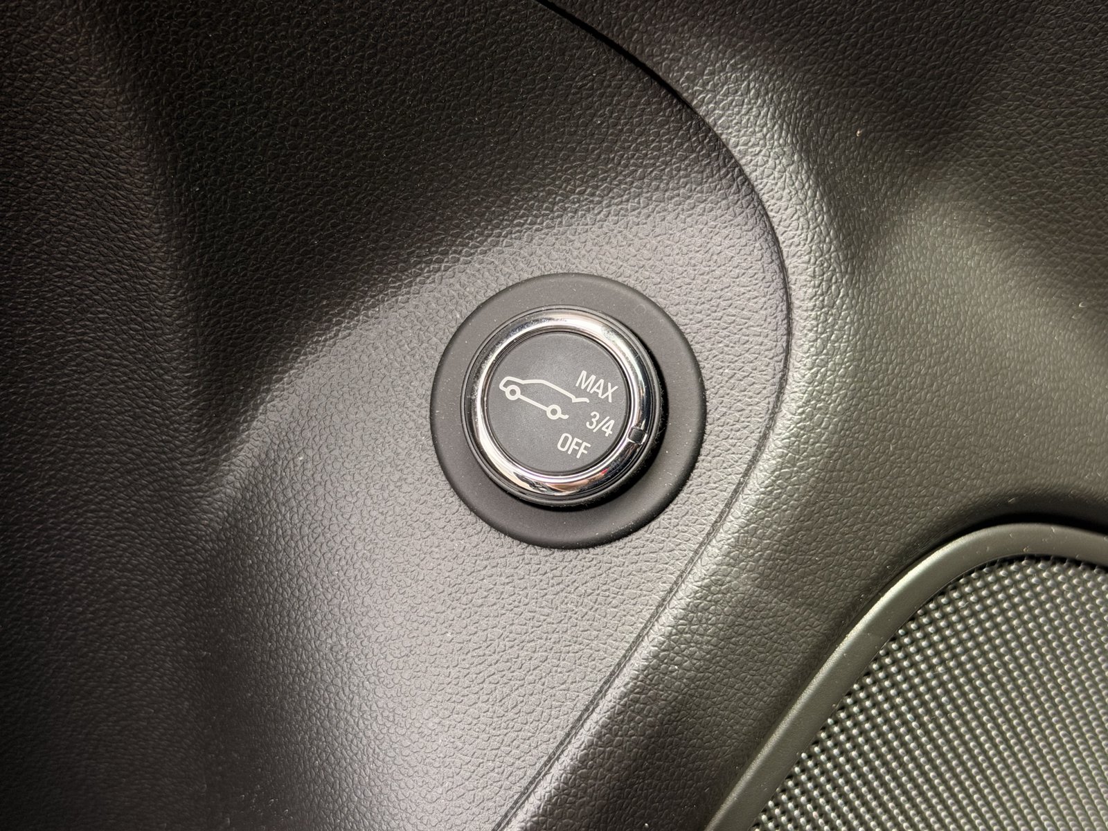 Used 2025 Buick Encore GX Sport Touring w/ Comfort Package FWD image 37