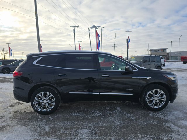Used 2020 Buick Enclave Avenir w/ Avenir Technology Package image 4