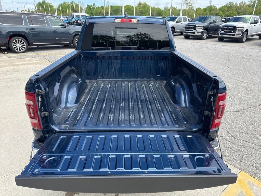Used 2024 RAM 1500 Laramie AWD/4WD image 16