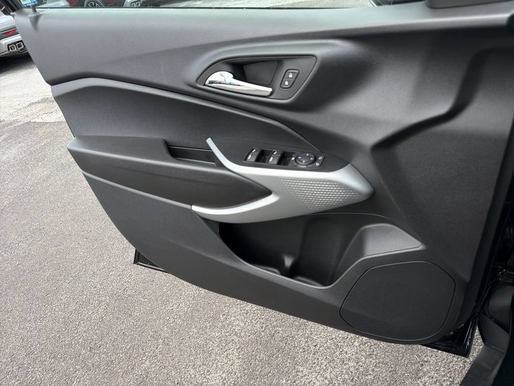 New 2026 Chevrolet Trax LS FWD image 13