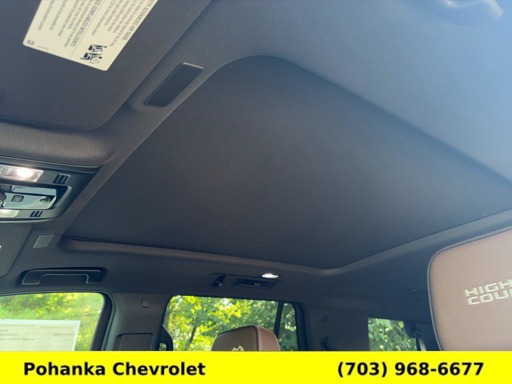New 2026 Chevrolet Tahoe High Country AWD/4WD image 22