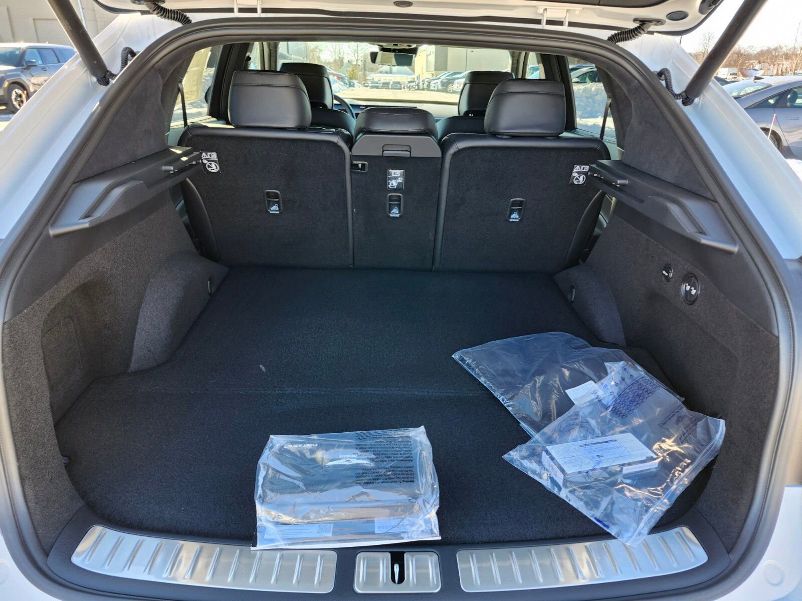 Used 2026 Genesis GV80 3.5T e-SC image 33