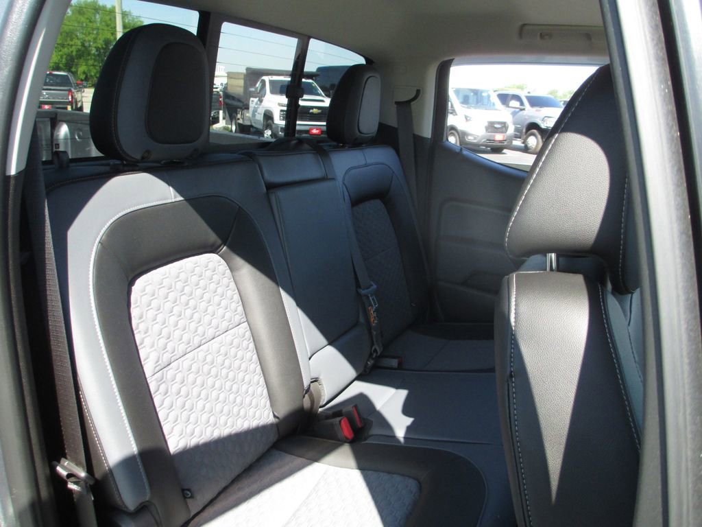 Used 2022 Chevrolet Colorado Z71 AWD/4WD image 22