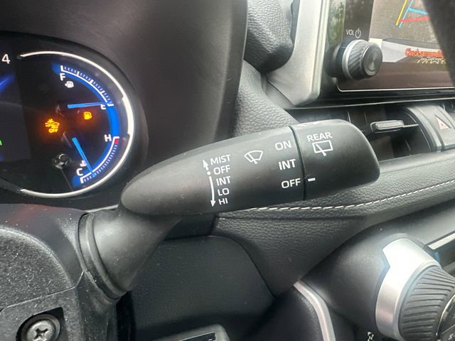 Used 2024 Toyota RAV4 LE AWD/4WD image 42