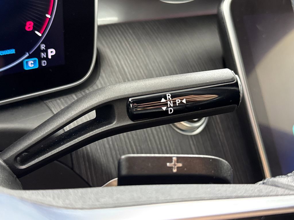 Used 2025 Mercedes-Benz C 300 Sedan image 18