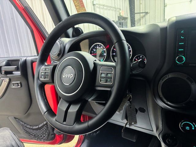 Used 2012 Jeep Wrangler Unlimited Sport image 18