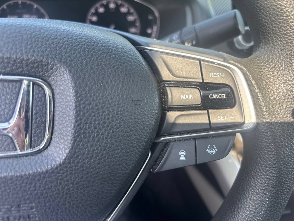 Used 2018 Honda Accord EX image 12
