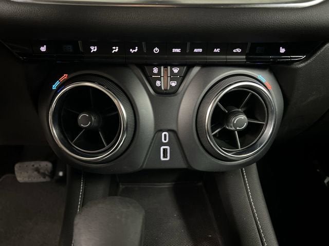 Certified 2025 Chevrolet Blazer LT AWD/4WD image 17