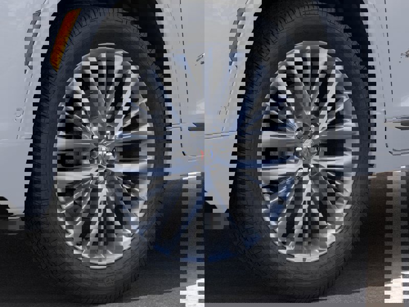 New 2026 Buick Enclave Avenir image 9