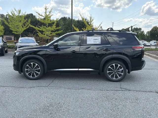 New 2026 Nissan Pathfinder Platinum FWD image 8