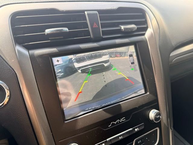 Used 2019 Ford Fusion SE image 38