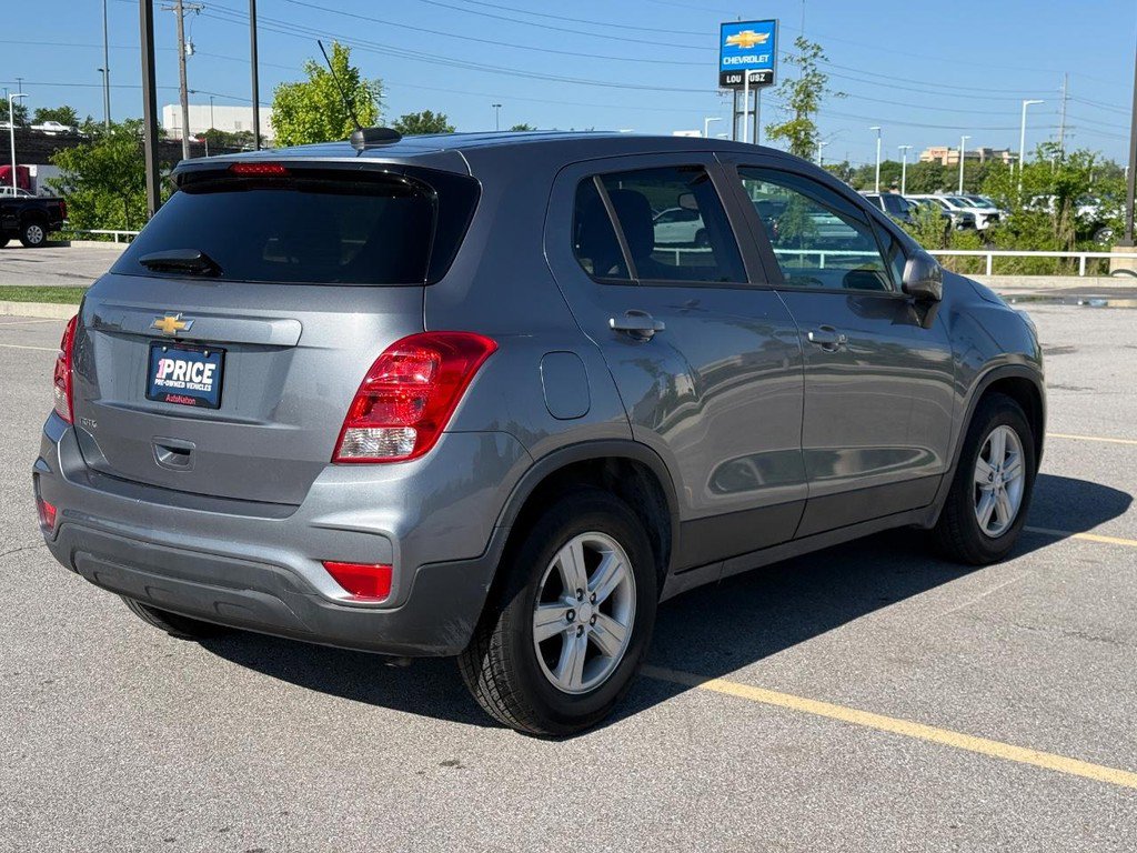 Used 2020 Chevrolet Trax LS w/ Tint and Cruise Package FWD image 7
