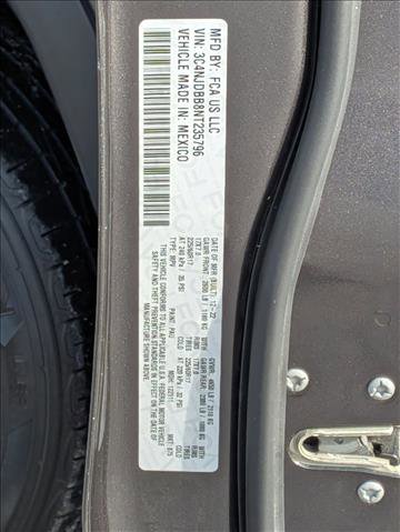 Used 2022 Jeep Compass Latitude image 26