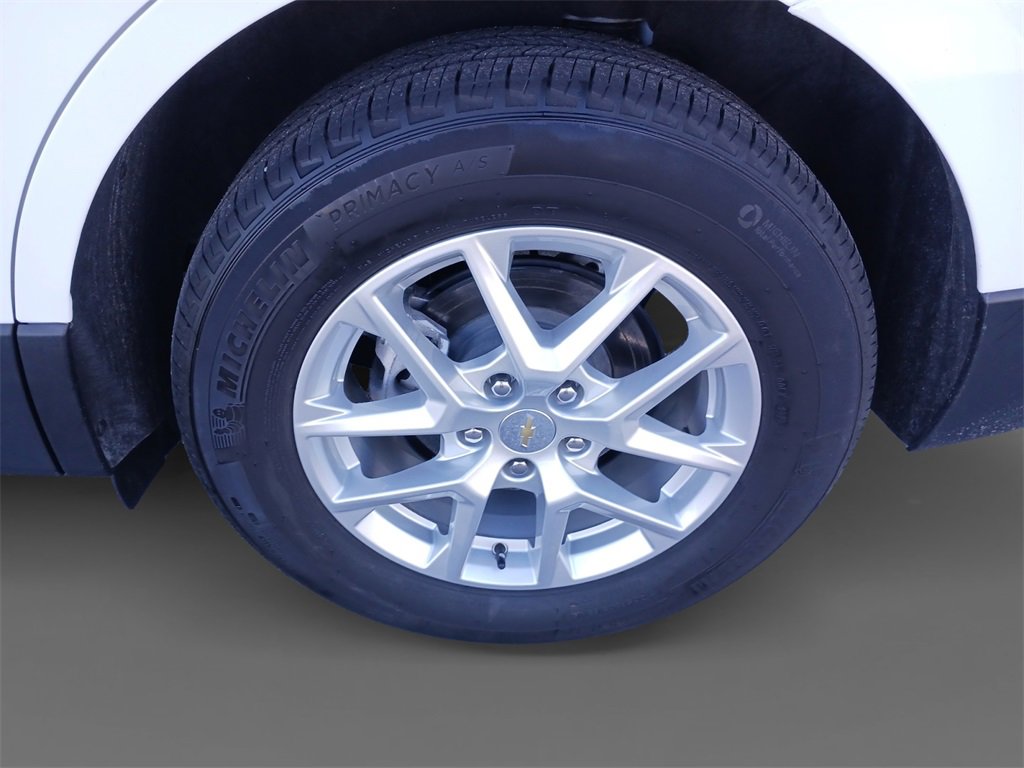 Used 2024 Chevrolet Equinox LT w/ LPO, Floor Liner Package image 8