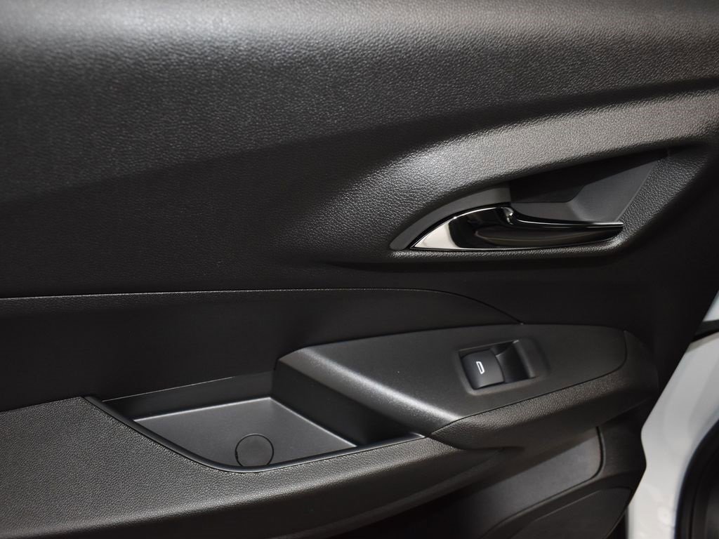 New 2026 Chevrolet Trax ACTIV image 14