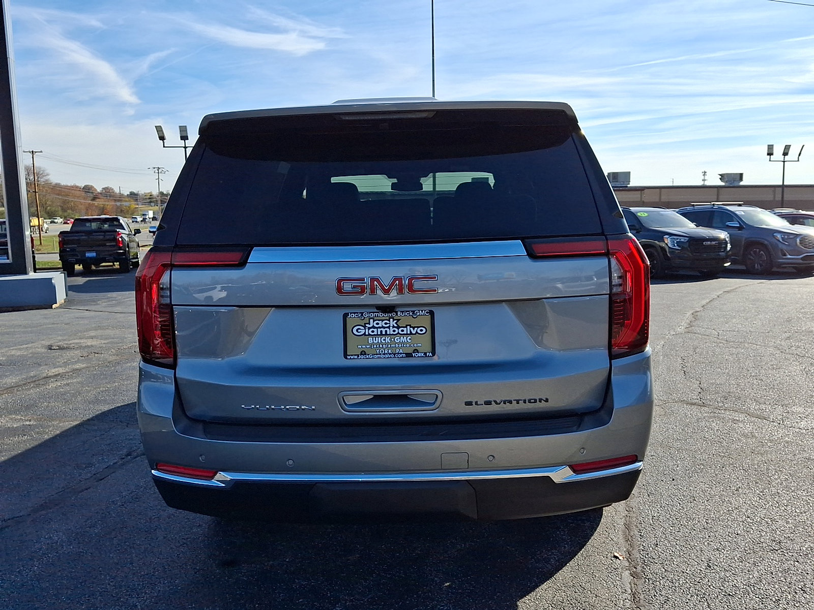 New 2026 GMC Yukon Elevation w/ LPO, Floor Liner Package image 7