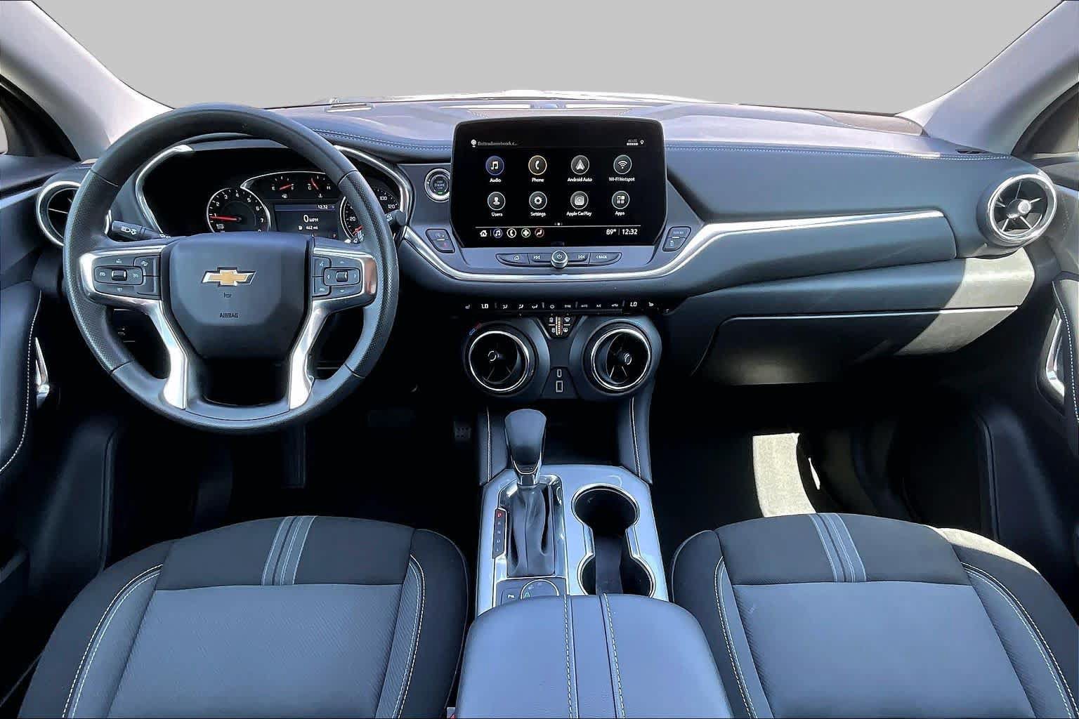 Used 2026 Chevrolet Blazer LT FWD image 14