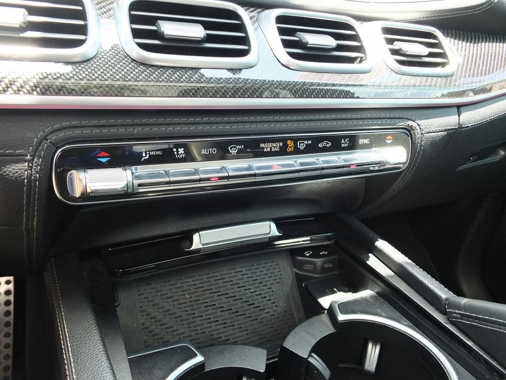 Used 2023 Mercedes-Benz GLE 53 AMG 4MATIC w/ Exterior Lighting Package image 31