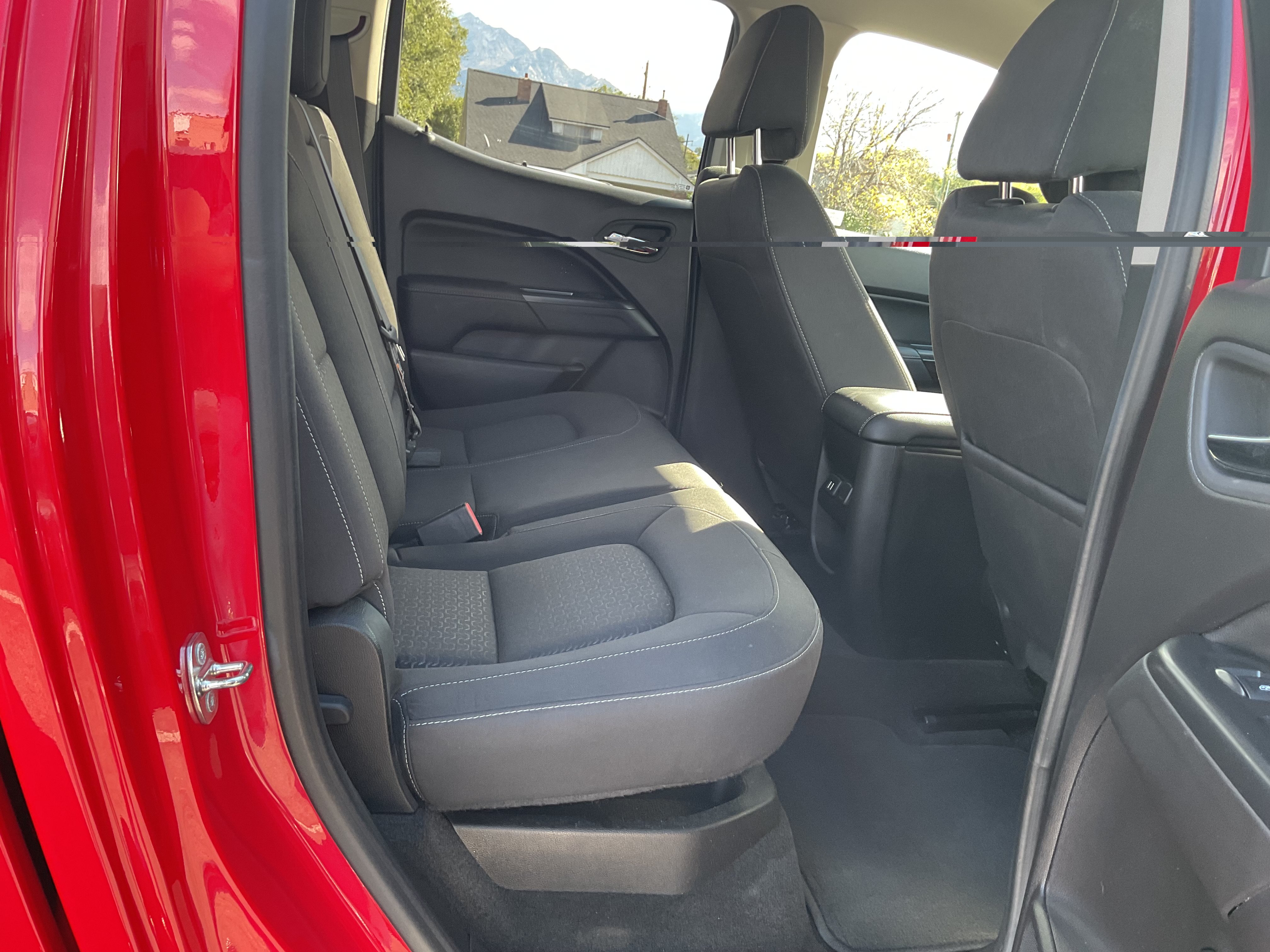 Used 2015 GMC Canyon SLE w/ SLE Convenience Package AWD/4WD image 10