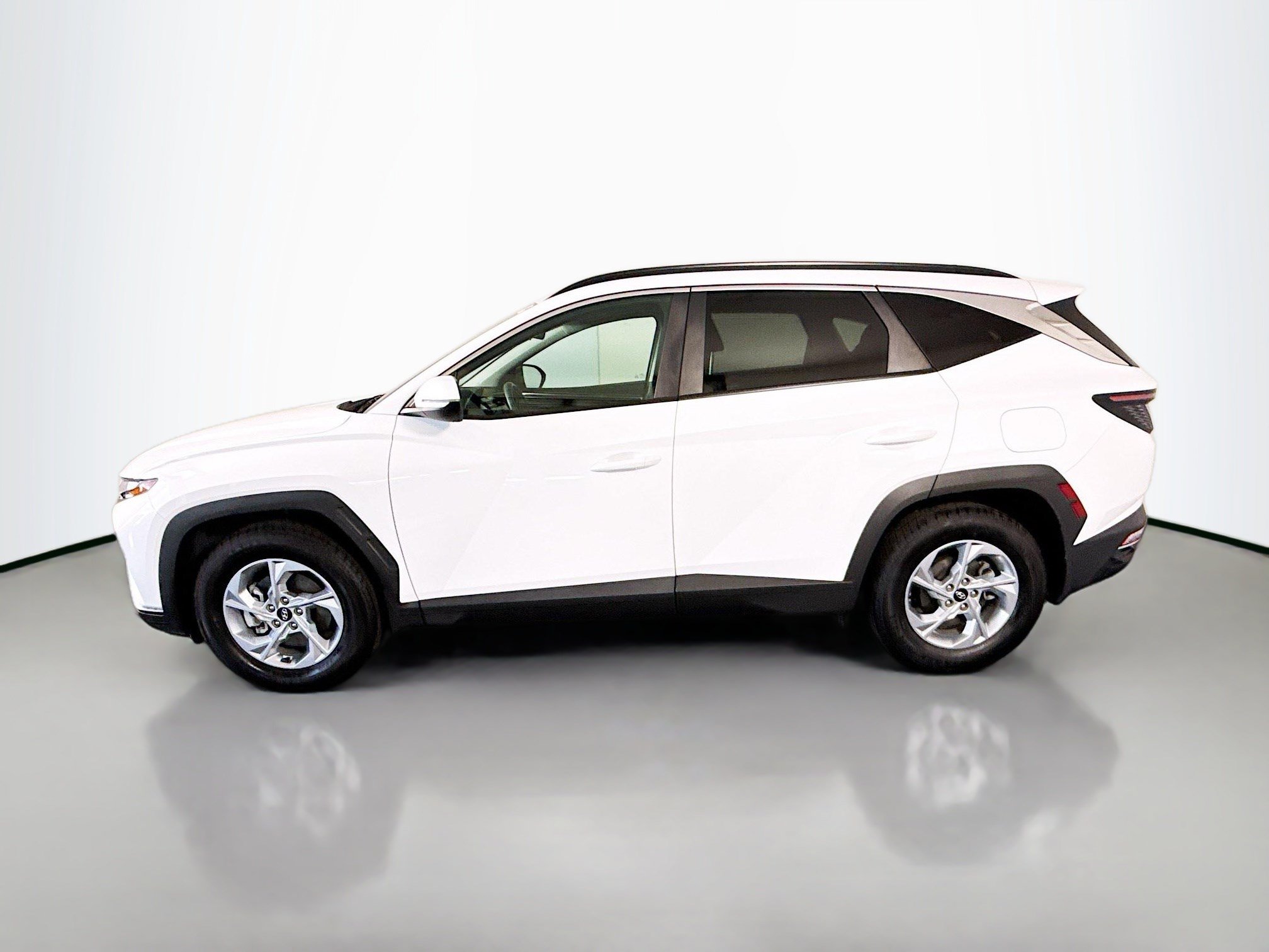 Used 2023 Hyundai Tucson SEL FWD image 6