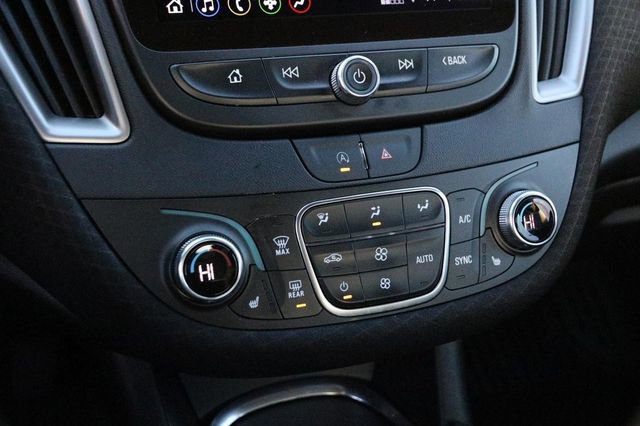 Used 2024 Chevrolet Malibu LT image 17