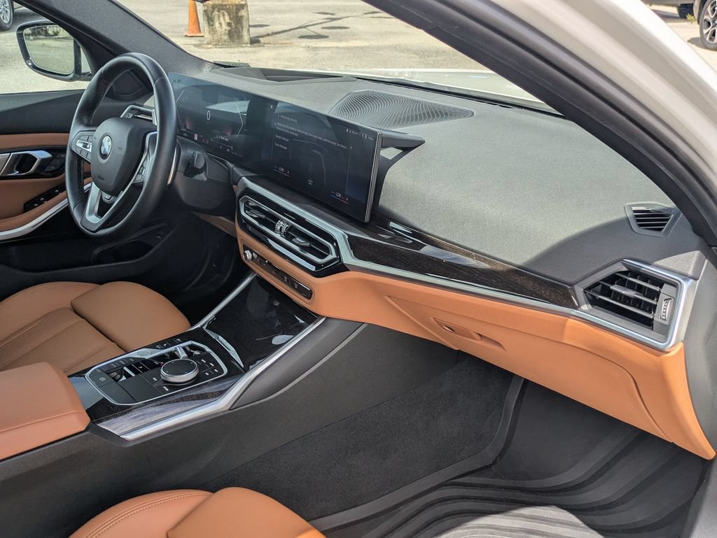 Used 2023 BMW 330i Sedan w/ Premium Package RWD image 28