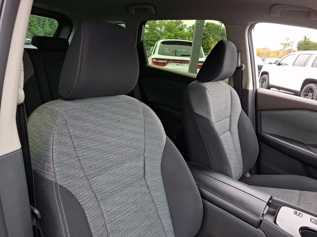 Used 2023 Nissan Rogue SV FWD image 13