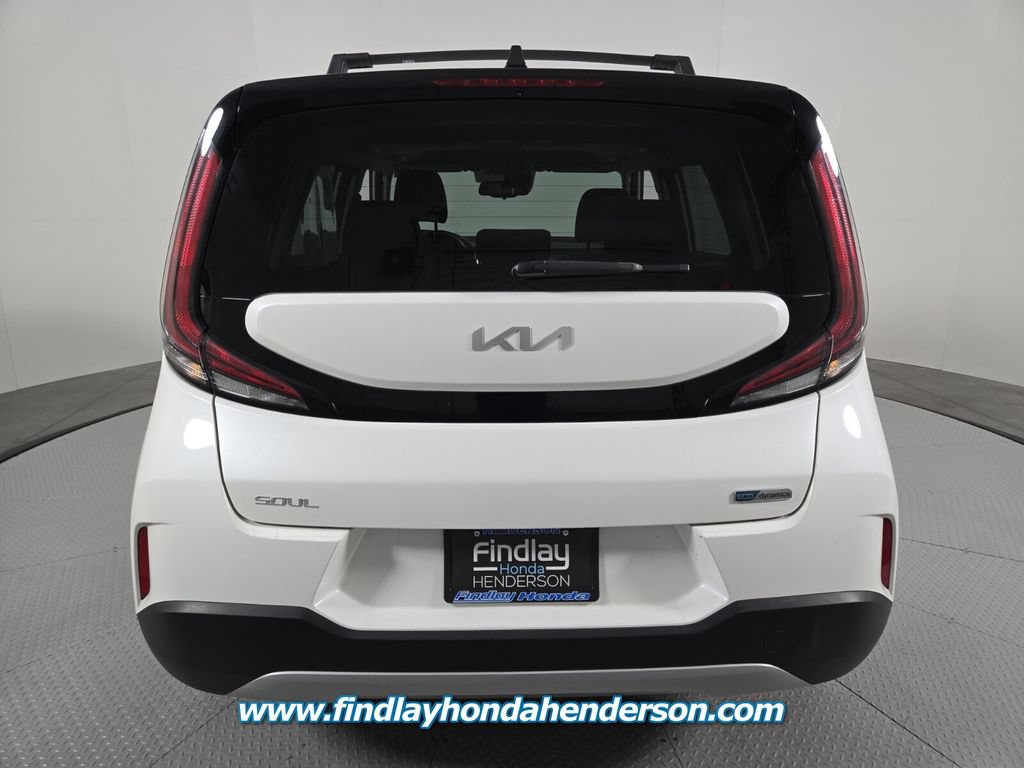 Used 2023 Kia Soul EX FWD image 5