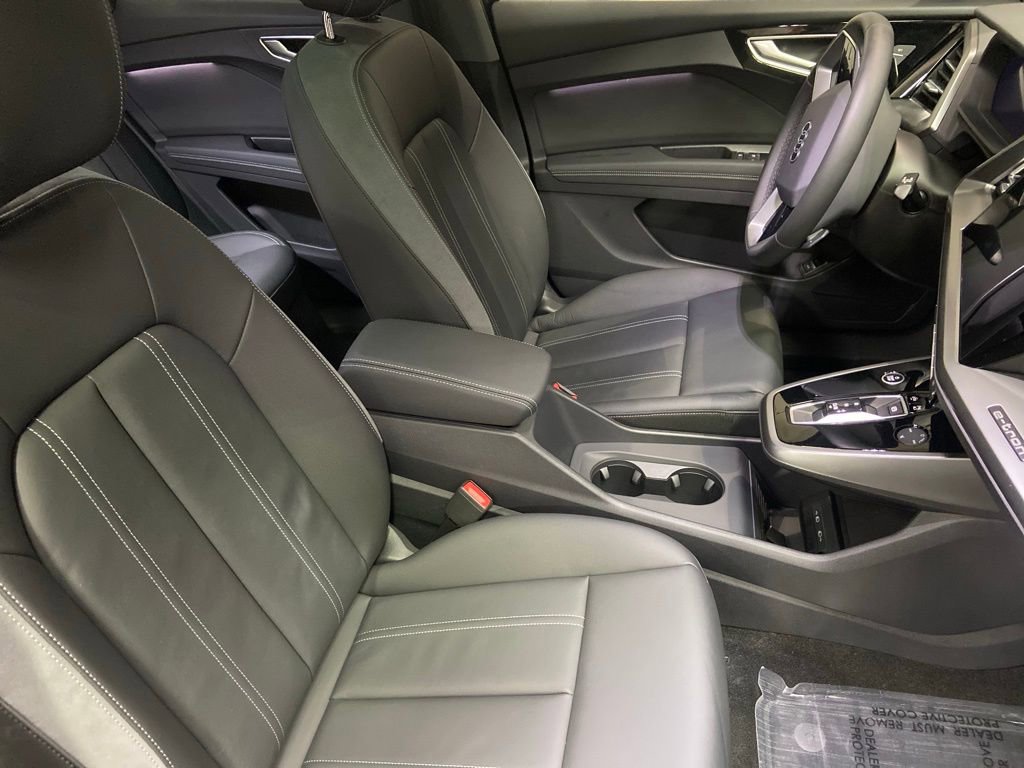 New 2026 Audi Q4 e-tron Premium image 8