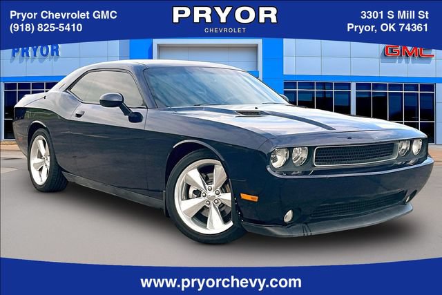 Used 2014 Dodge Challenger R/T RWD image 1