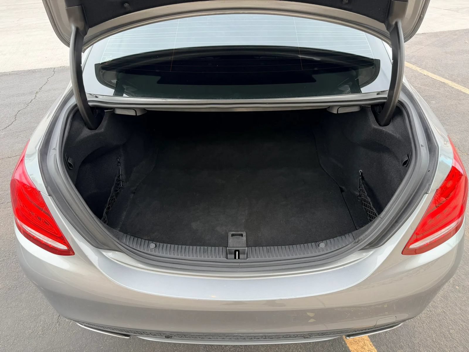 Used 2015 Mercedes-Benz C 300 4MATIC Sedan image 7
