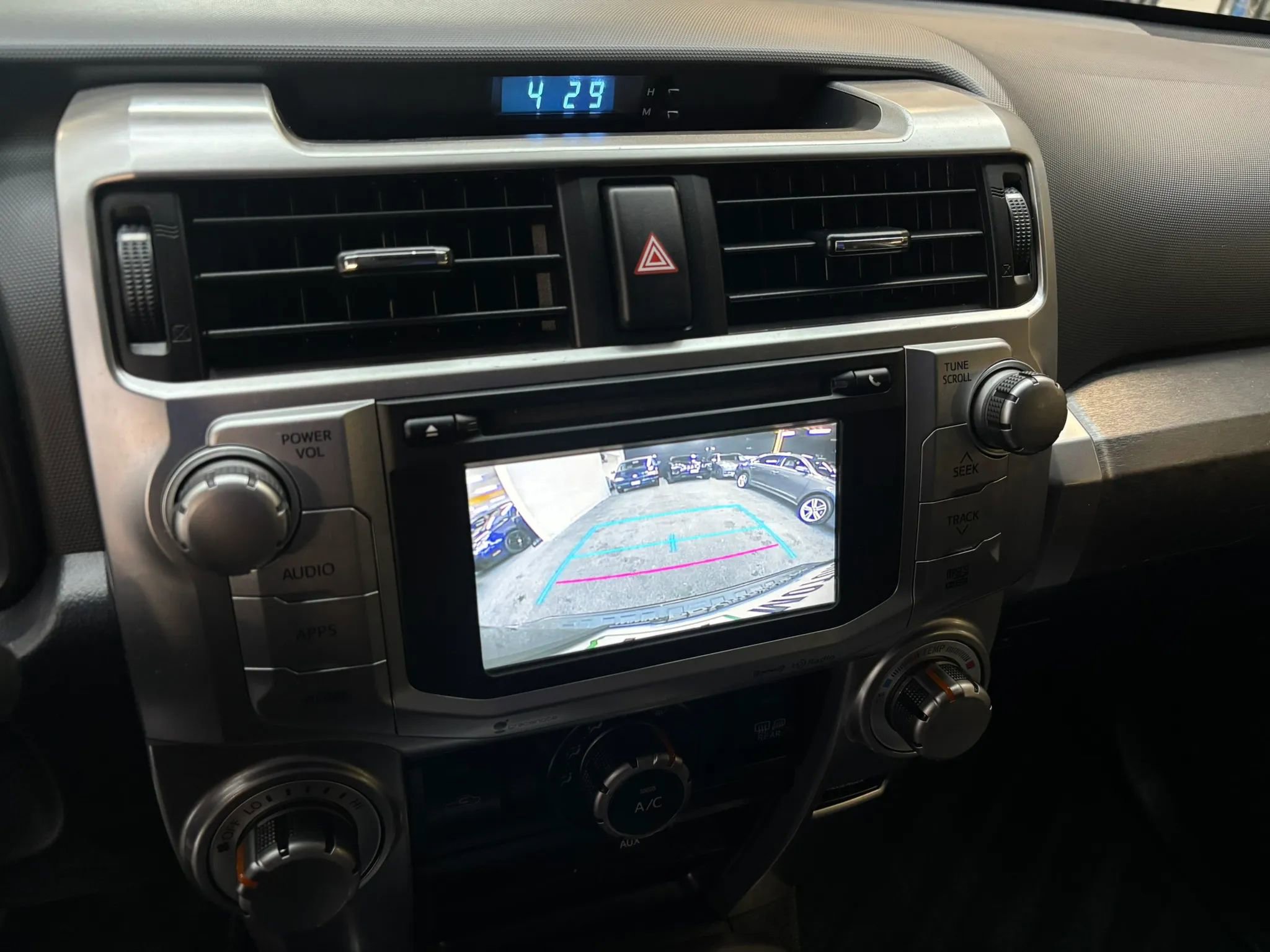 Used 2016 Toyota 4Runner SR5 image 16