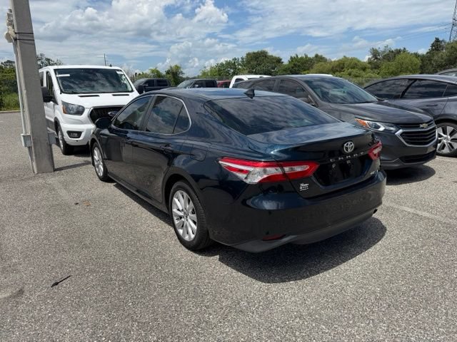 Used 2019 Toyota Camry LE FWD image 4