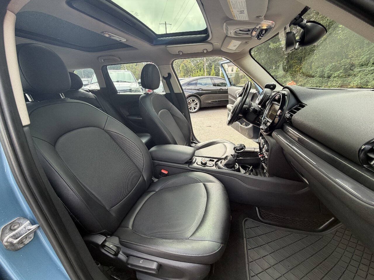 Used 2016 MINI Cooper Clubman FWD image 15