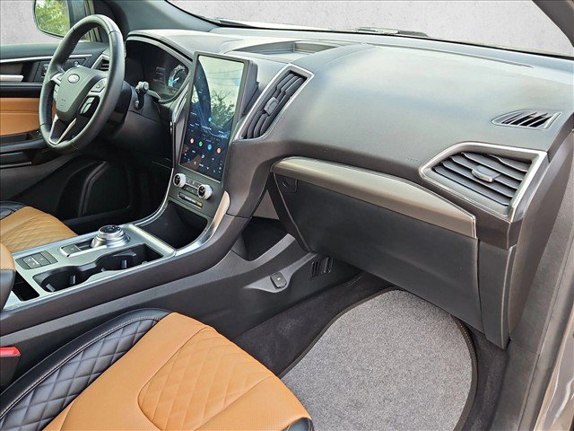 Certified 2024 Ford Edge Titanium w/ Titanium Elite Package AWD/4WD image 23