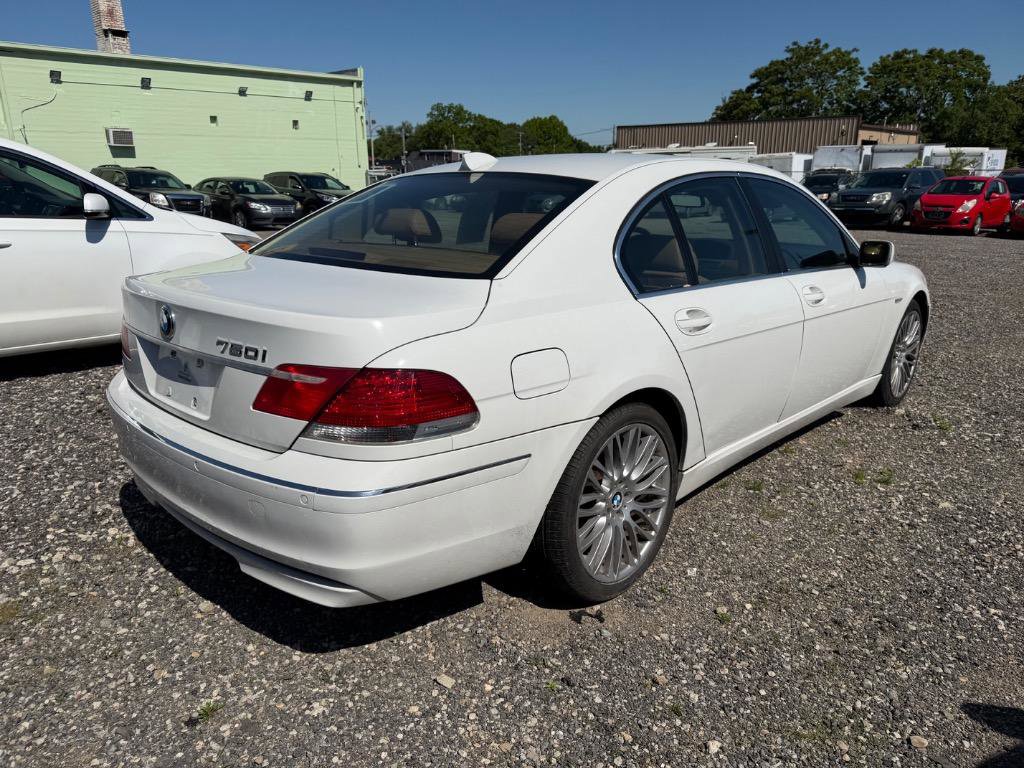 Used 2008 BMW 750i RWD image 21