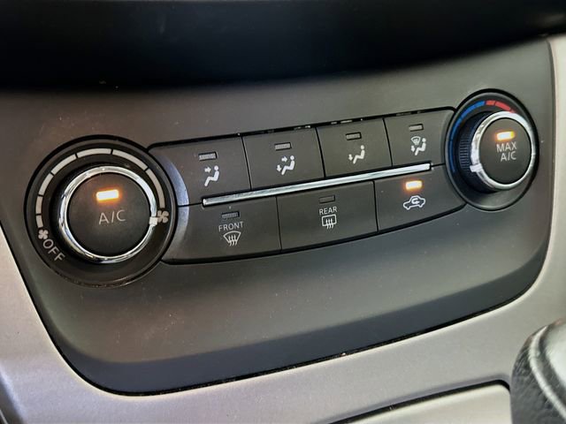 Used 2015 Nissan Sentra SV image 18