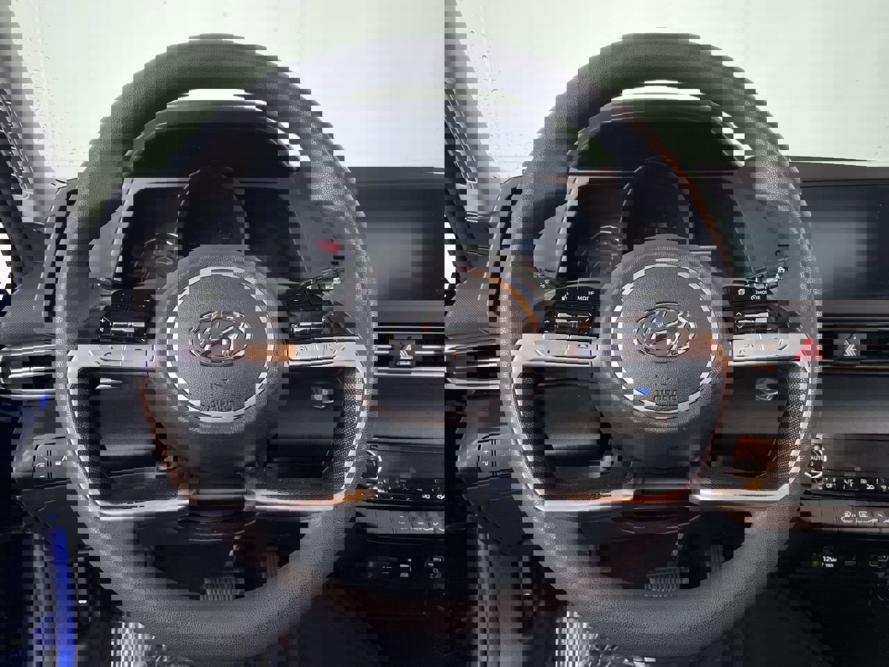 Used 2021 Hyundai Elantra SEL image 13