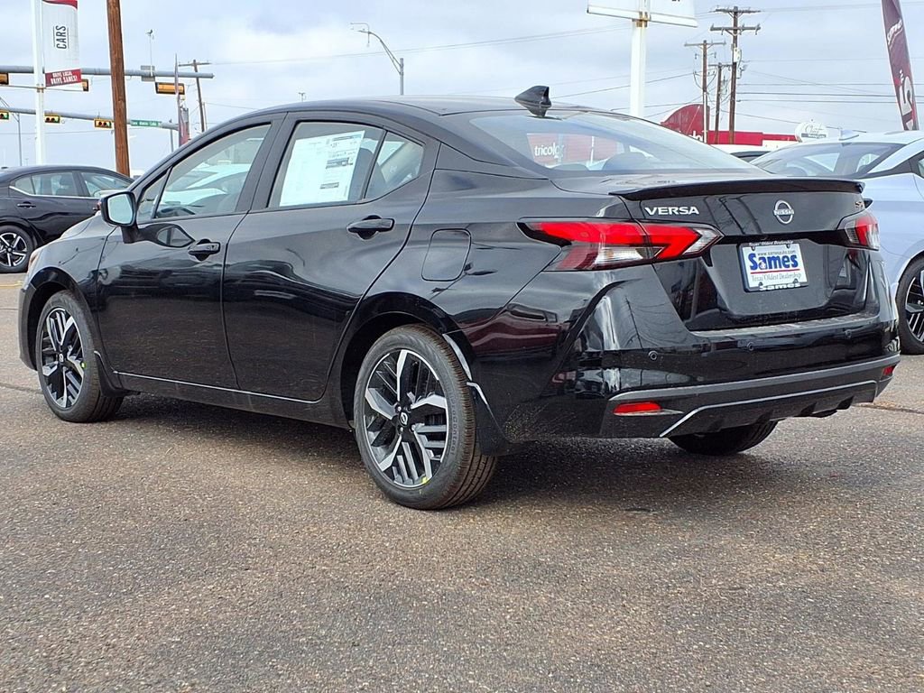 New 2025 Nissan Versa SR w/ Trunk Package image 5