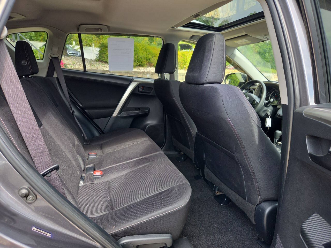 Used 2013 Toyota RAV4 XLE AWD/4WD image 19